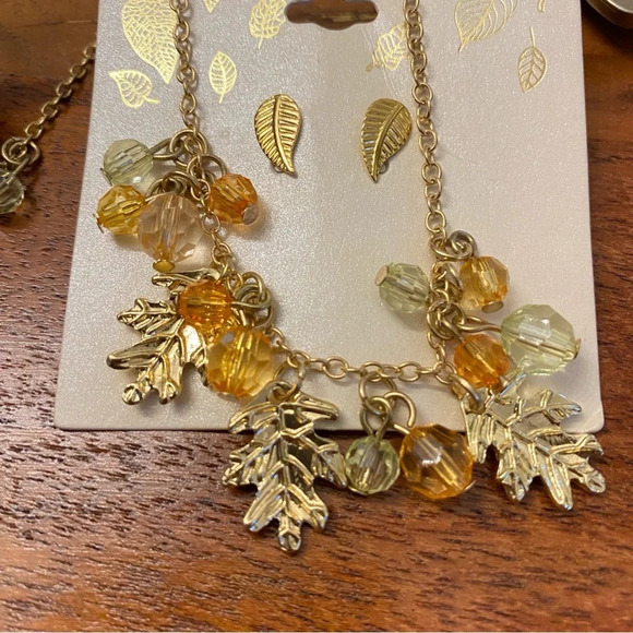 Fall Harvest Thanksgiving Assorted  Lot of Jewelry and Brooches - Picture 4 of 10